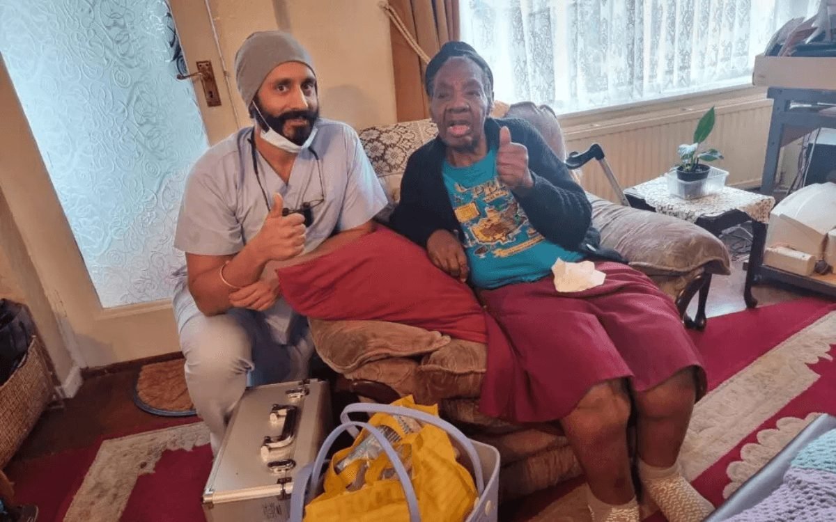 Home visit dentist across Manchester